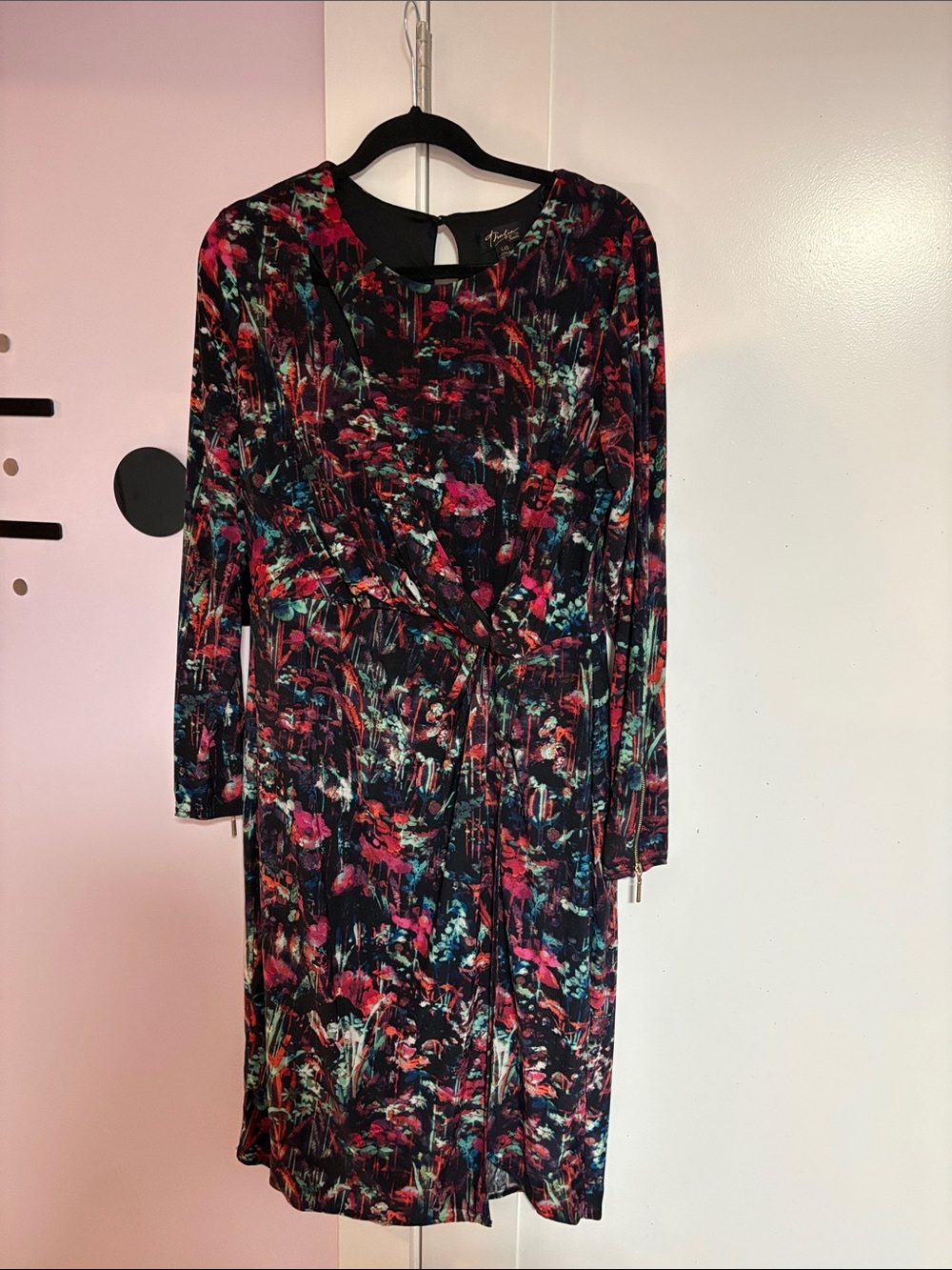 Thalia Sodi Long Sleeve Floral Print Wrap Dress in Black and Pink